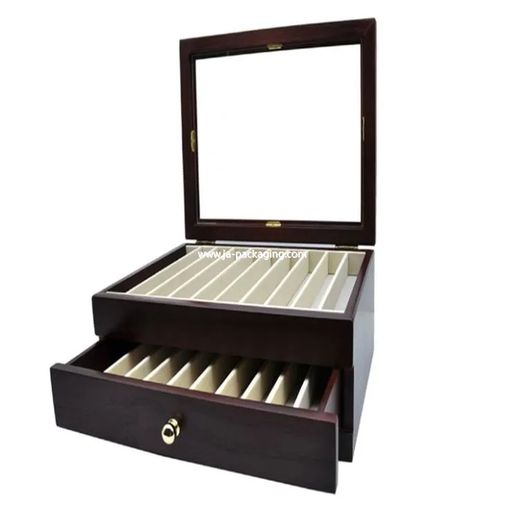 Hộp sưu tập bút màu nâu đỏ